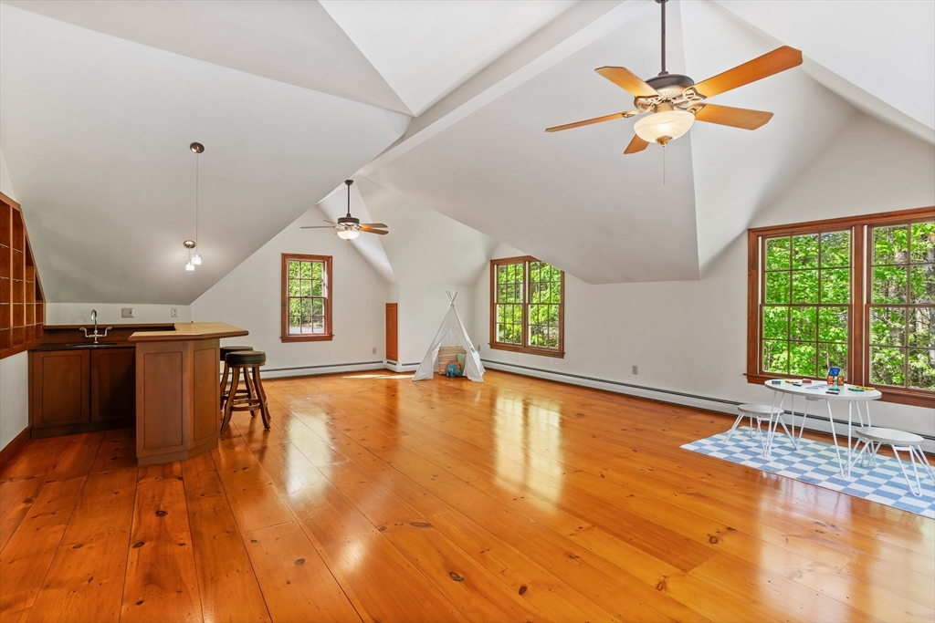 825 Brockelman Rd