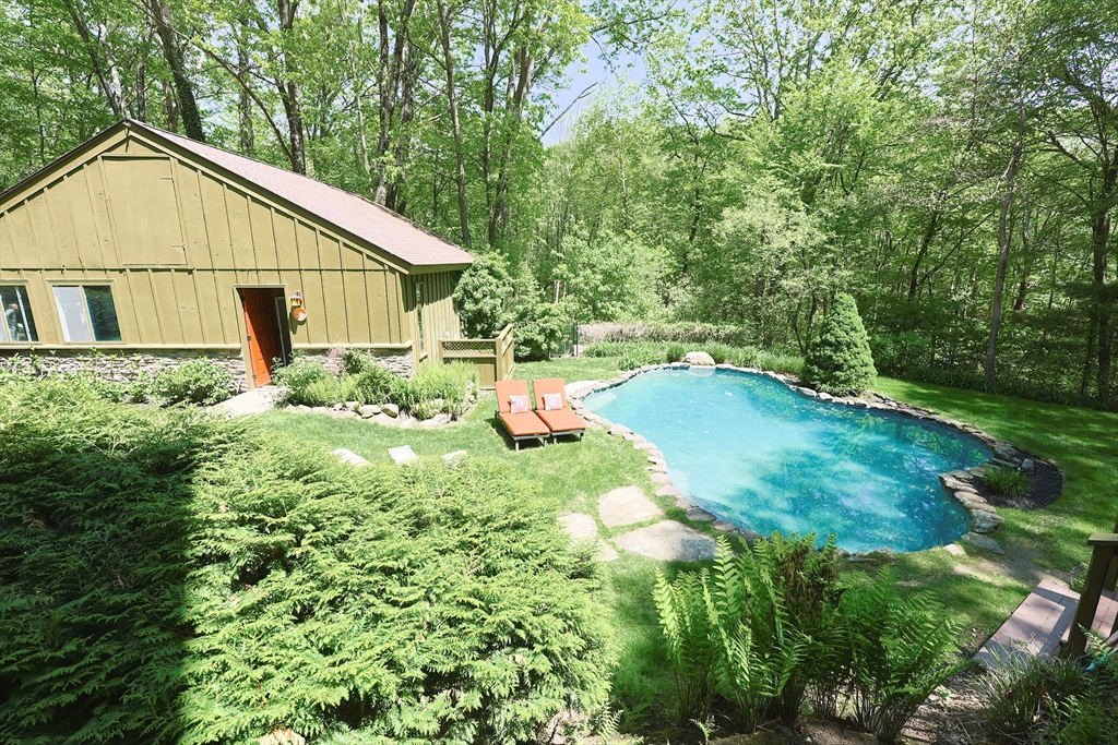 5 Castle Hill Rd