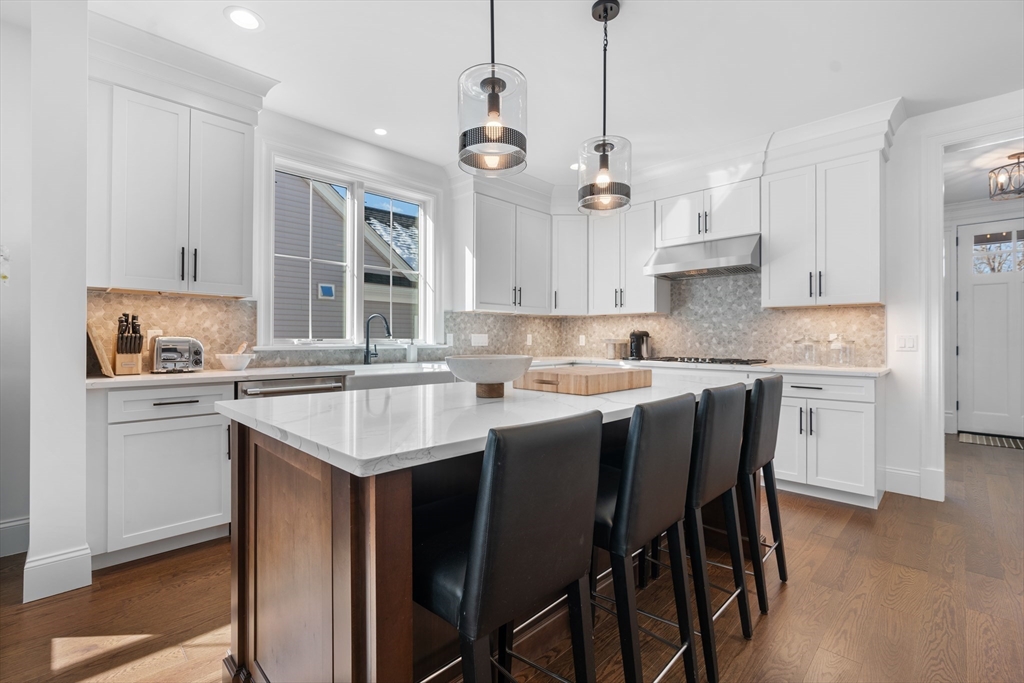 4 Pioneer Rd # 4
