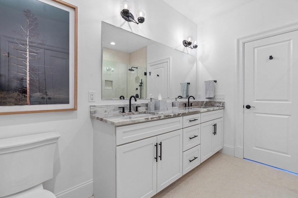 4 Pioneer Rd # 4
