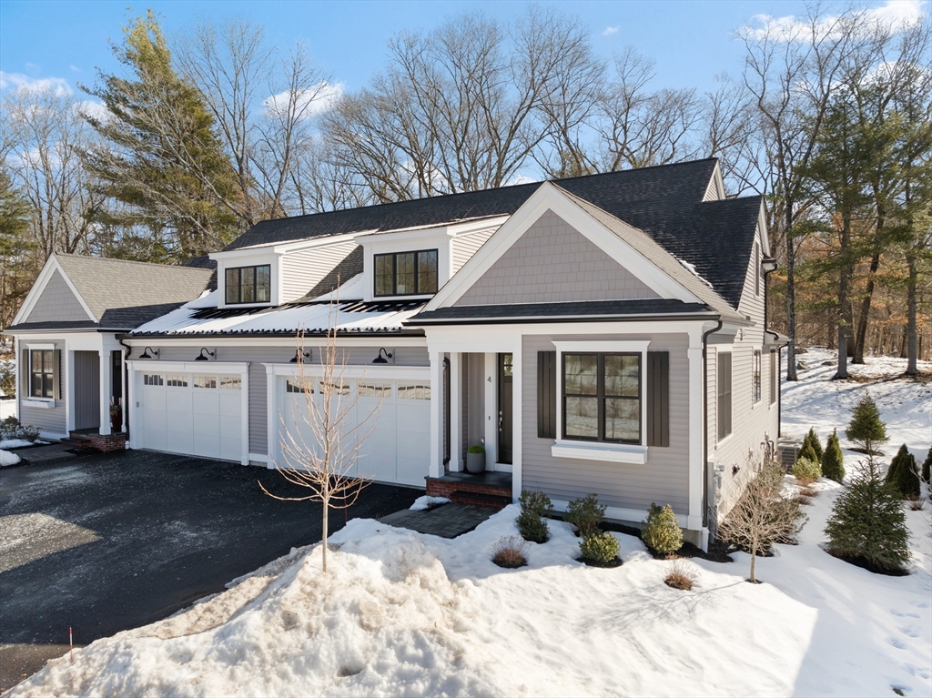 4 Pioneer Rd # 4