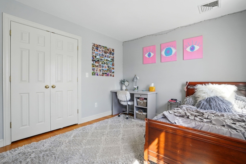 4 Ledgelawn Ave