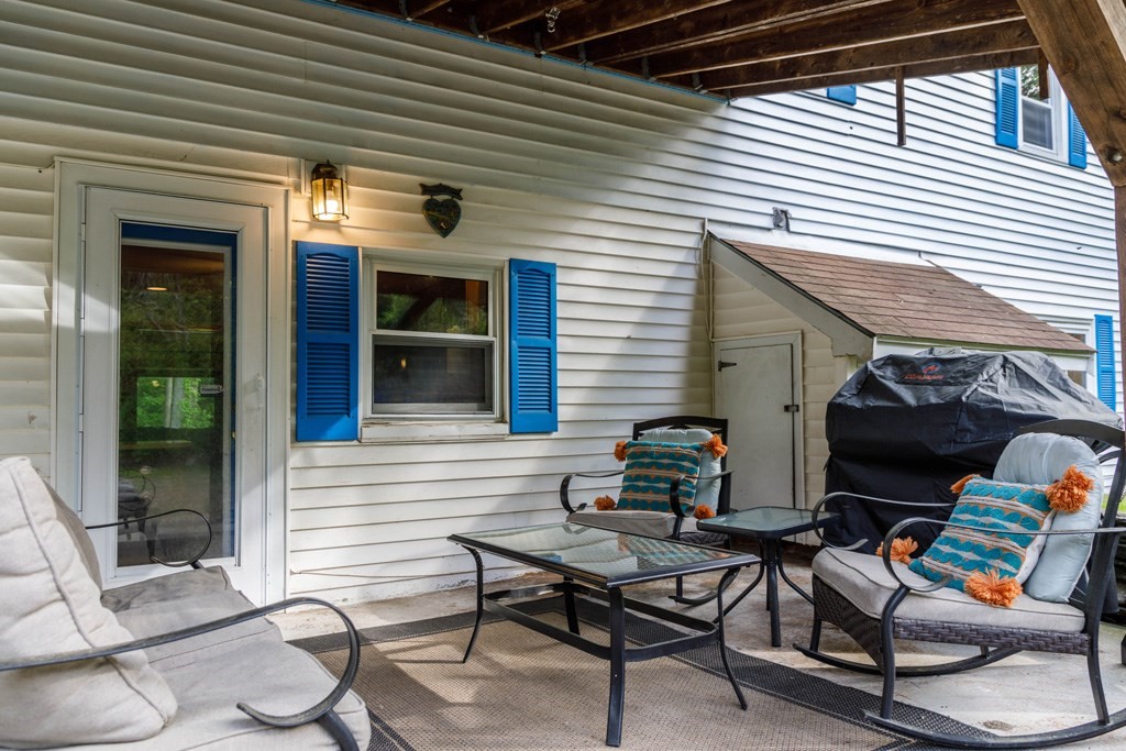 285 Willard Street