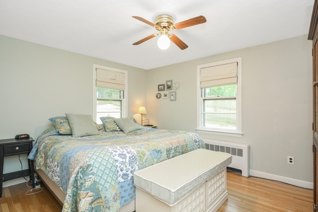 8 Hammond Rd