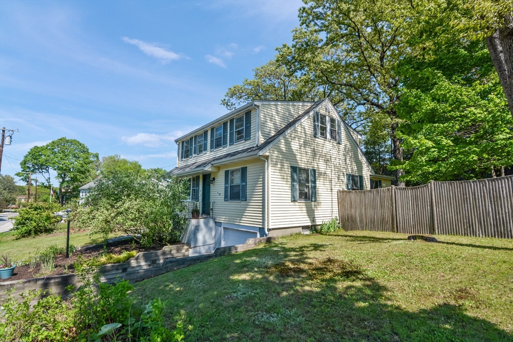8 Hammond Rd