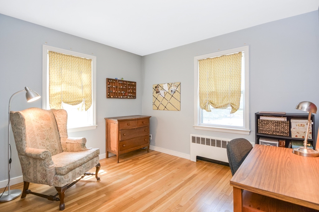 8 Hammond Rd