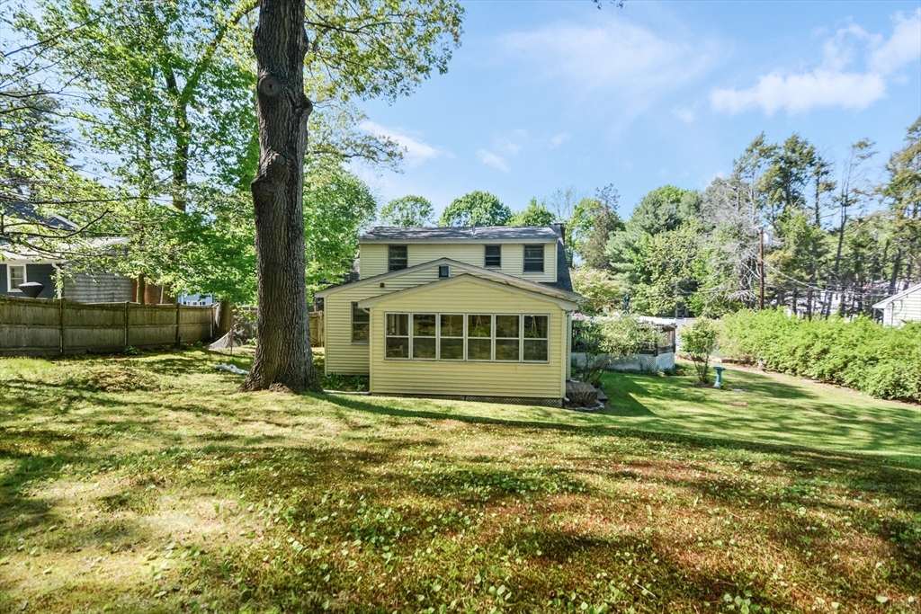 8 Hammond Rd