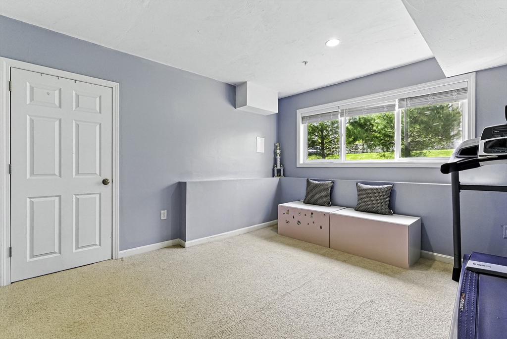 15 Queen Isabella Way # 15