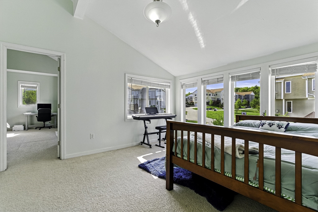 15 Queen Isabella Way # 15