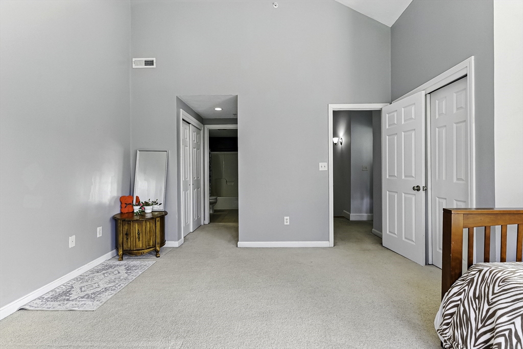 15 Queen Isabella Way # 15