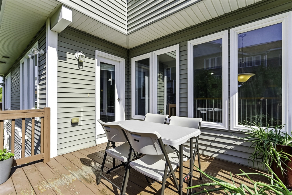 15 Queen Isabella Way # 15