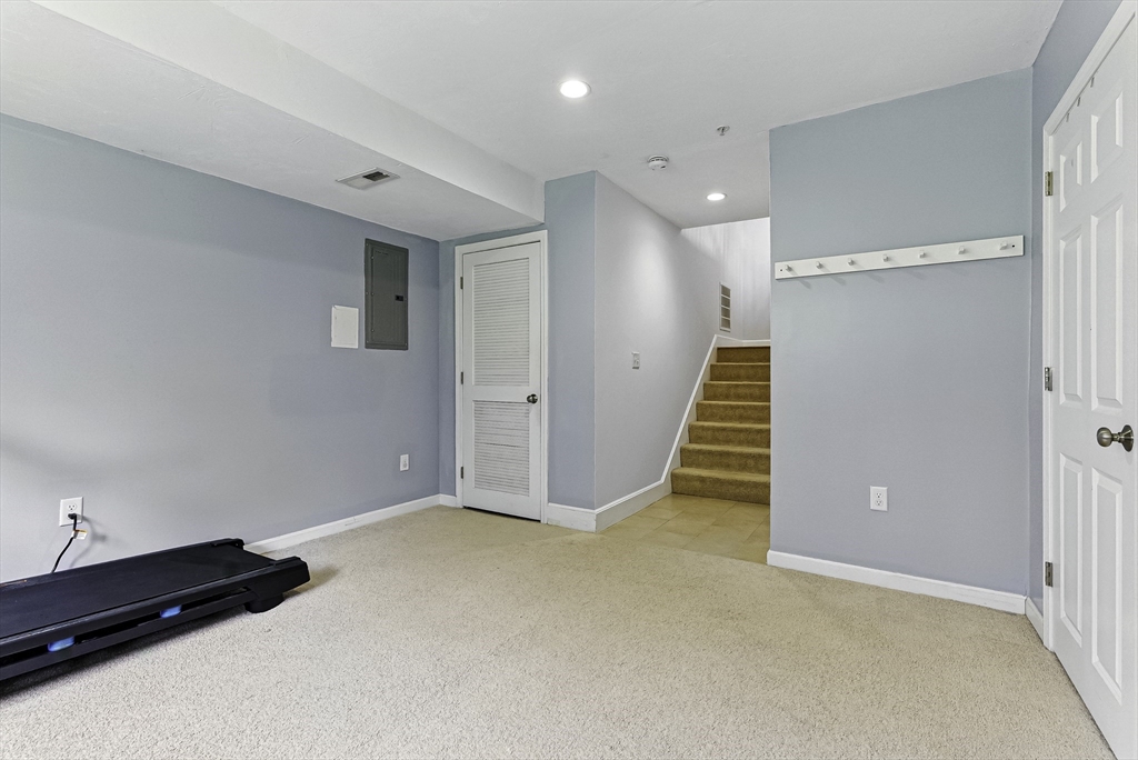 15 Queen Isabella Way # 15