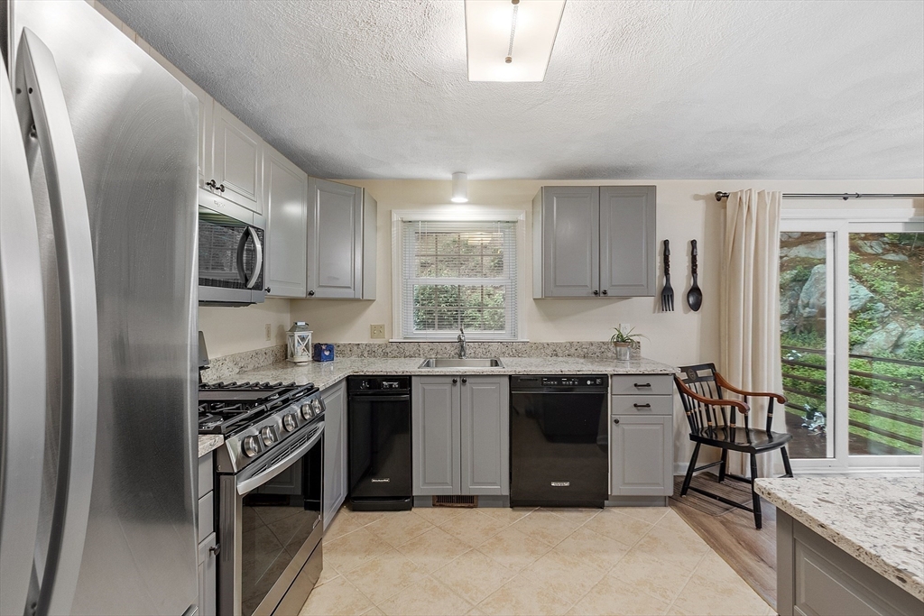 10 Oak Ridge Dr # 6