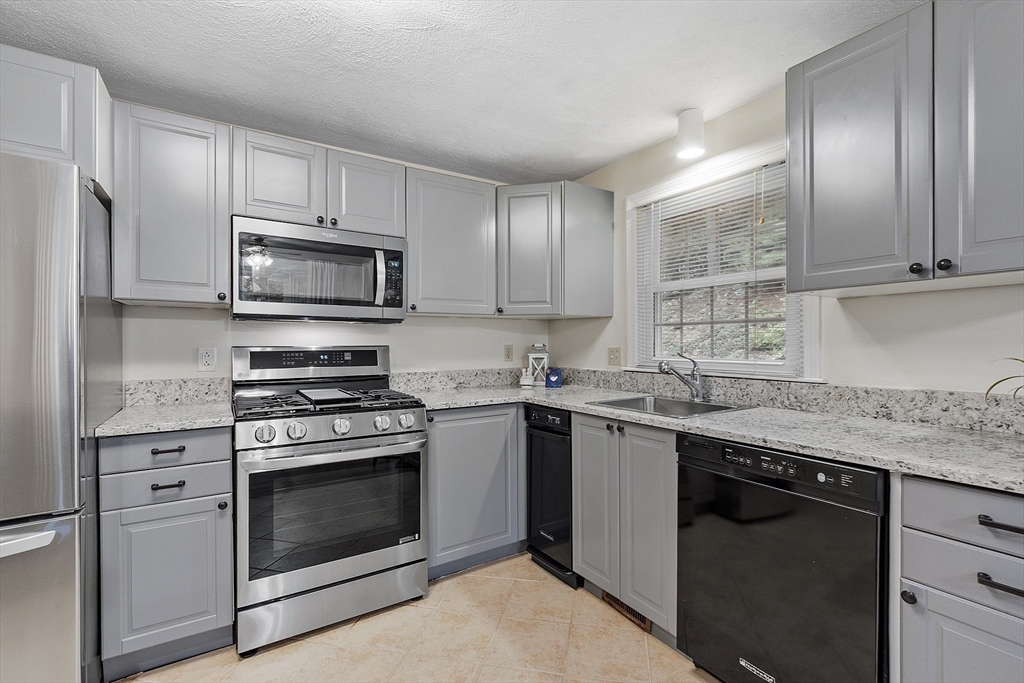 10 Oak Ridge Dr # 6