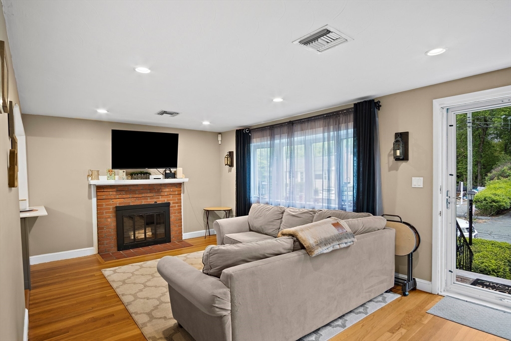 7 Karen Road