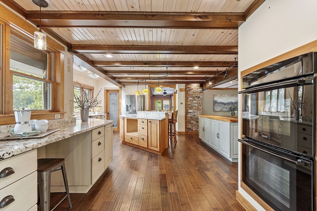 55 Wenuchas Trail, Groton