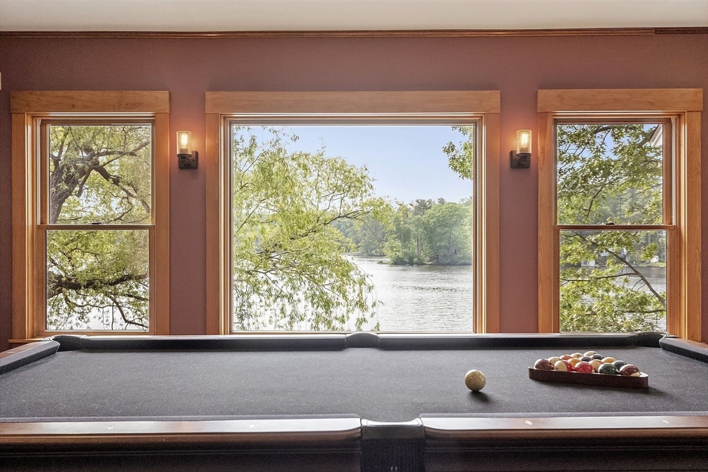 55 Wenuchas Trail, Groton