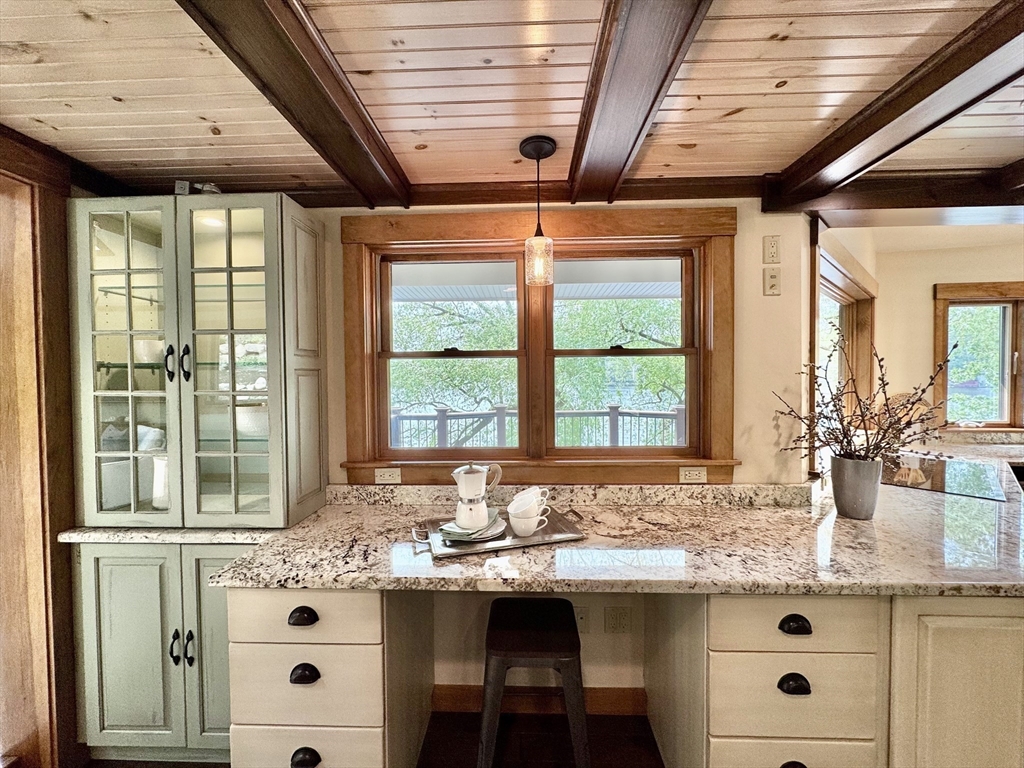 55 Wenuchas Trail, Groton