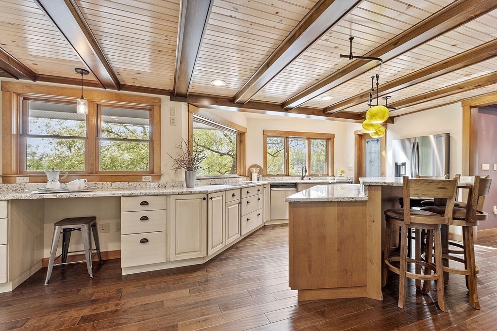 55 Wenuchas Trail, Groton