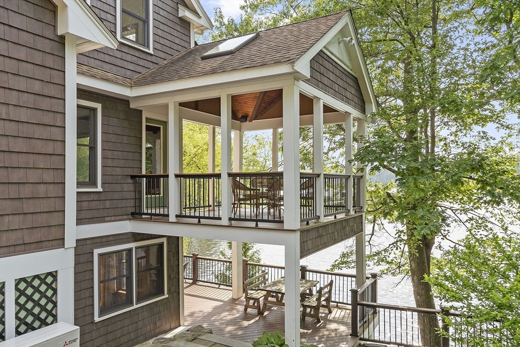 55 Wenuchas Trail, Groton