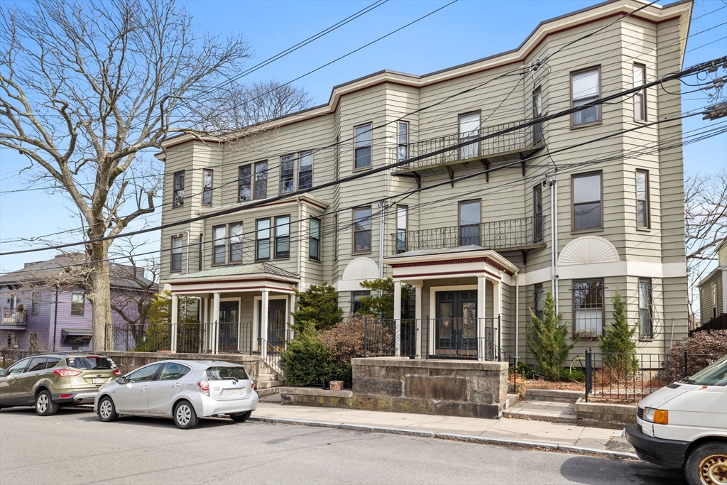 42 Rockview St # 6