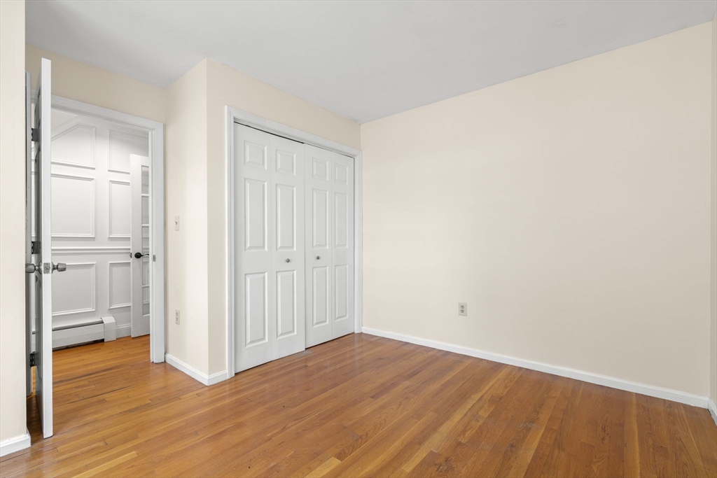 103 Claybourne # 103