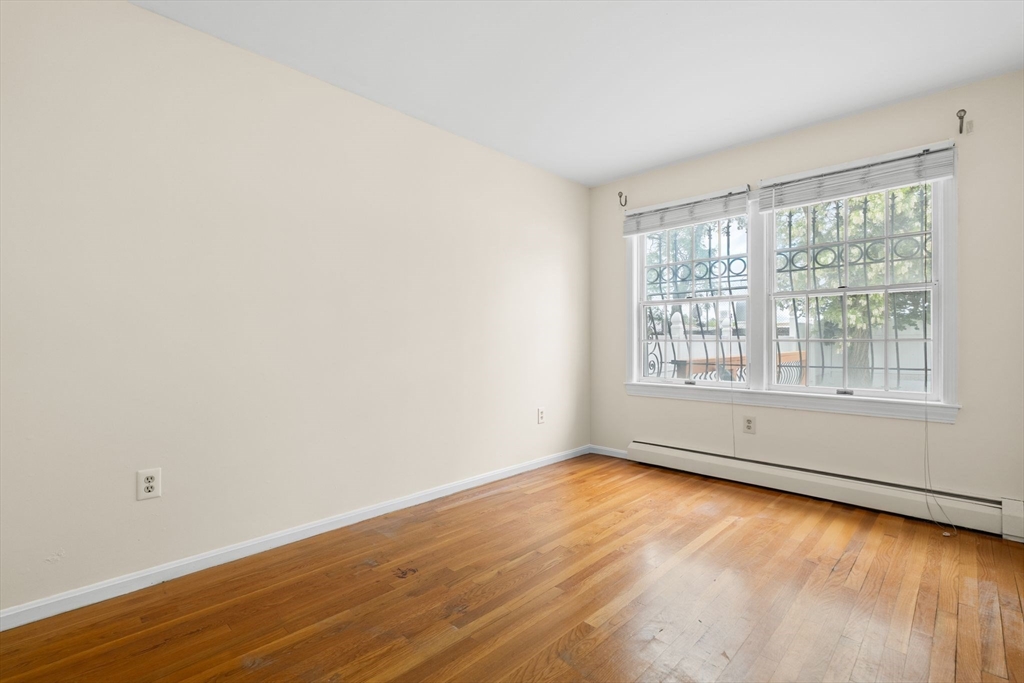 103 Claybourne # 103