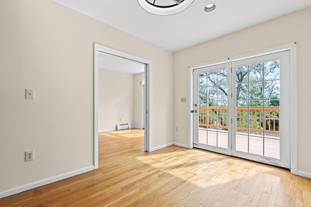 103 Claybourne # 103