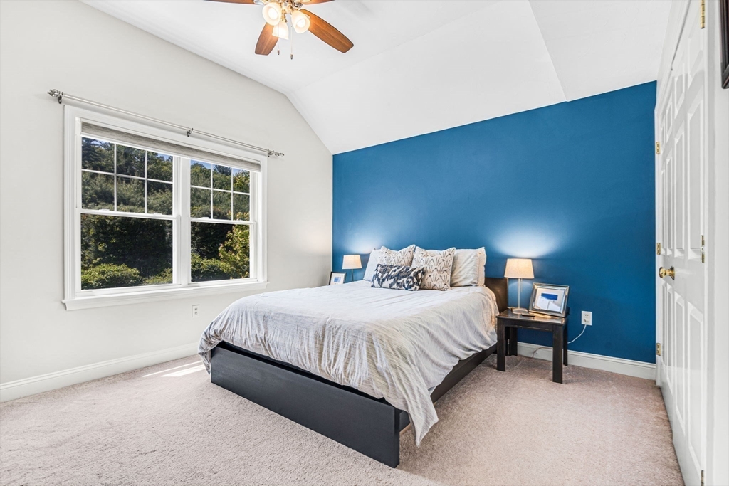 38 Karopulios Dr # 38