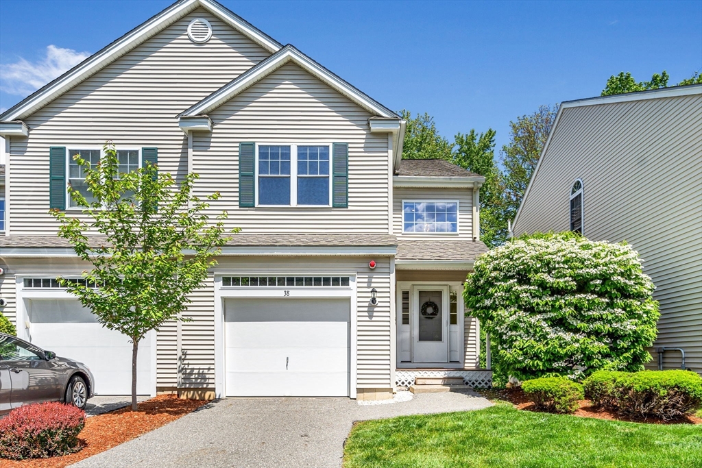 38 Karopulios Dr # 38