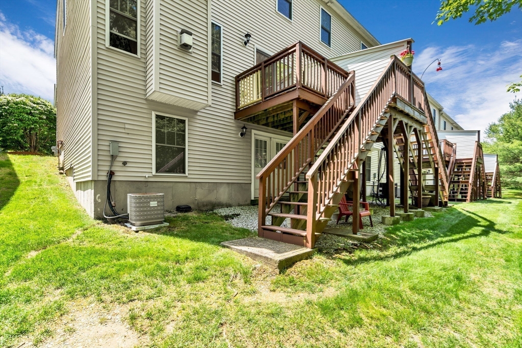 38 Karopulios Dr # 38