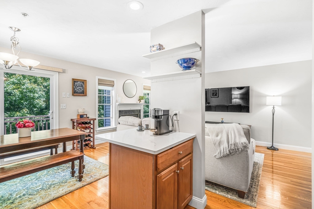 38 Karopulios Dr # 38