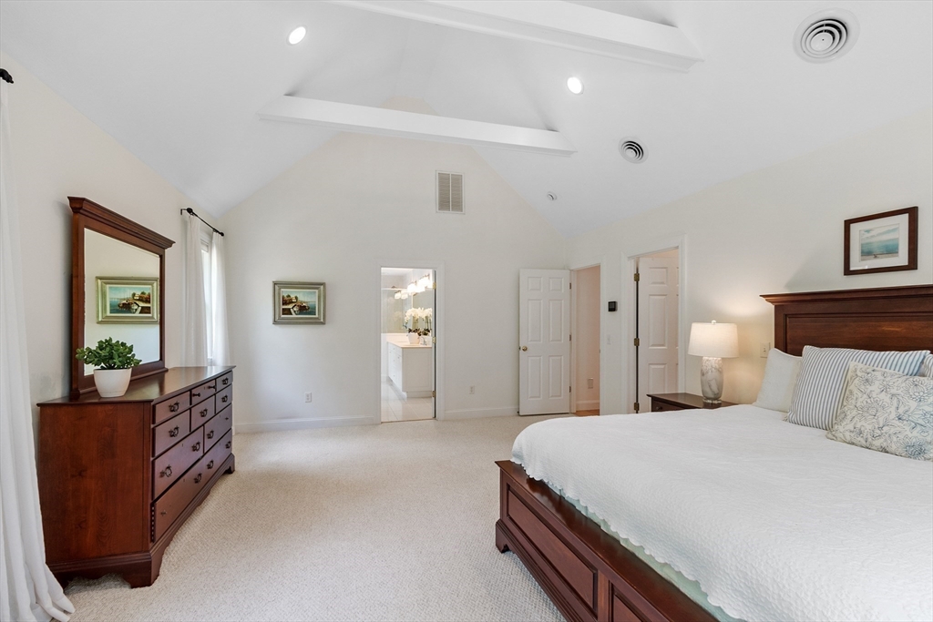252 Sawyer Rd