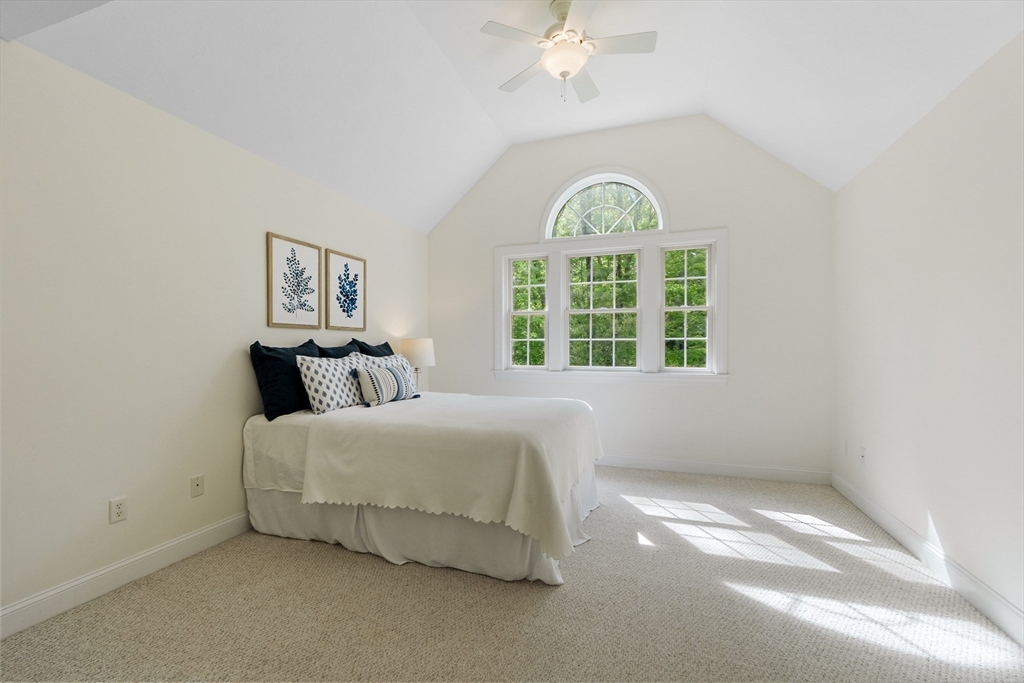 252 Sawyer Rd