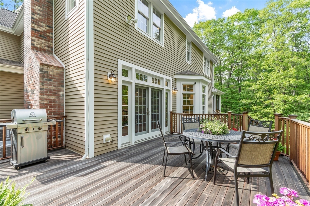 252 Sawyer Rd