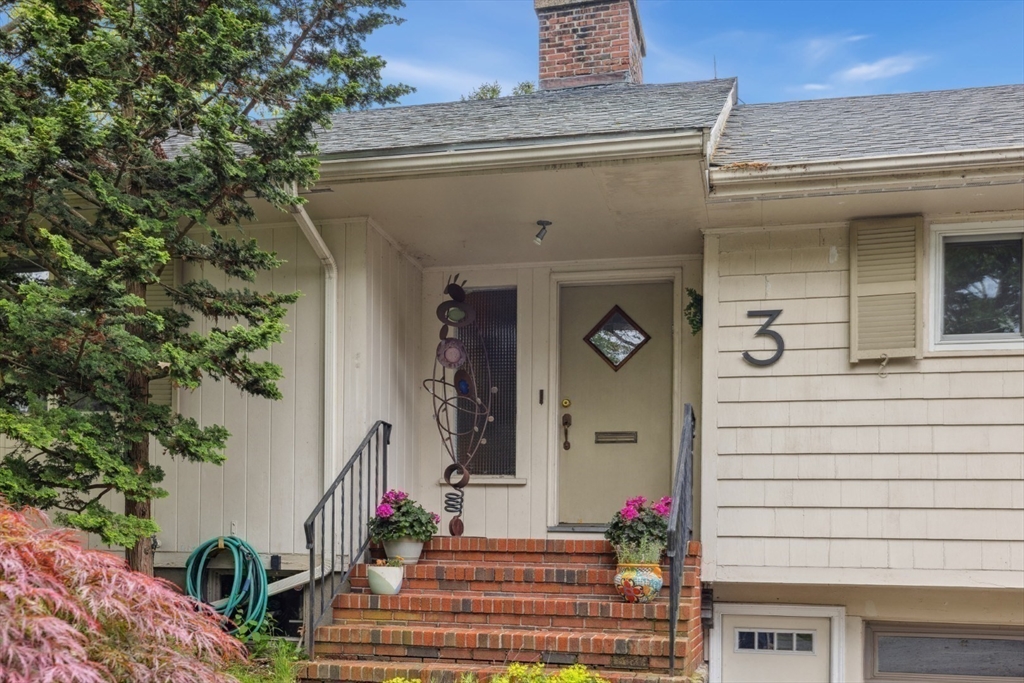 3 Russett Lane