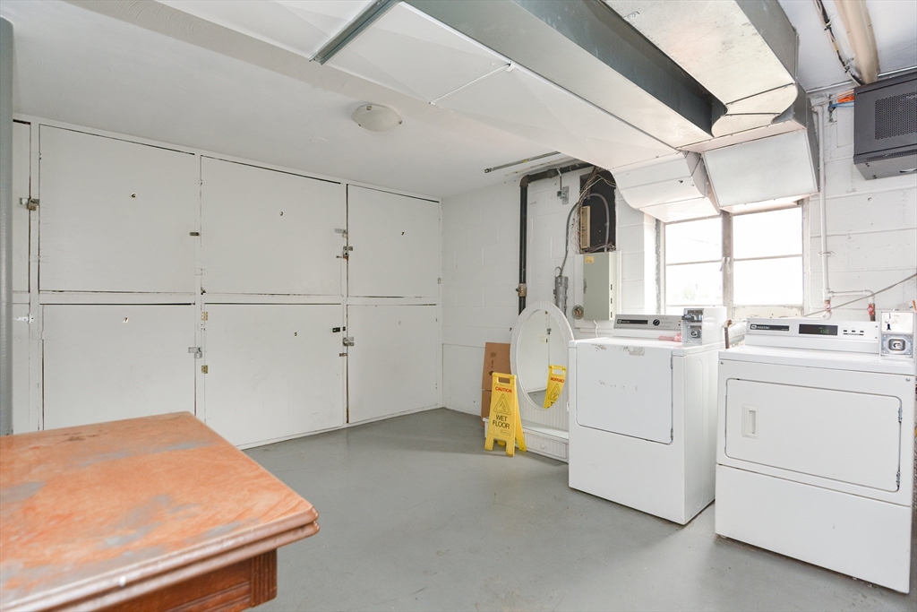 26 Carey Ave # 8