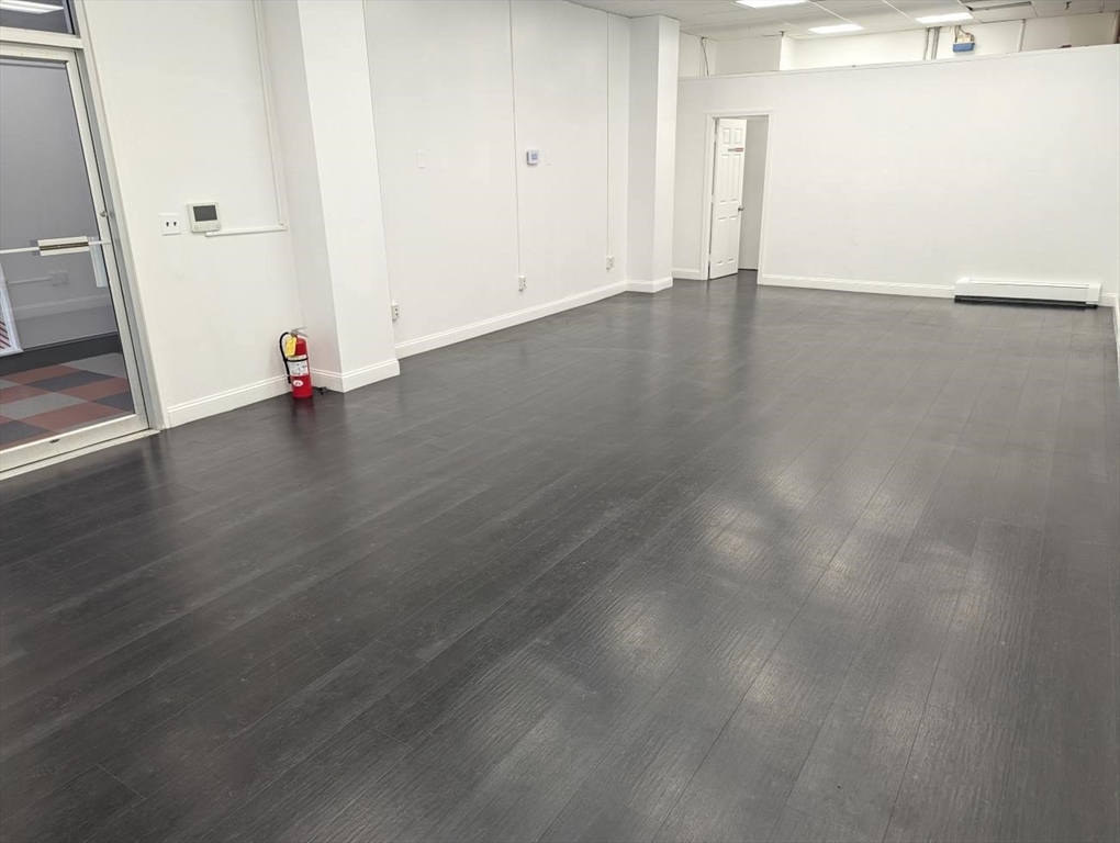 620 Massachusetts Ave # 2