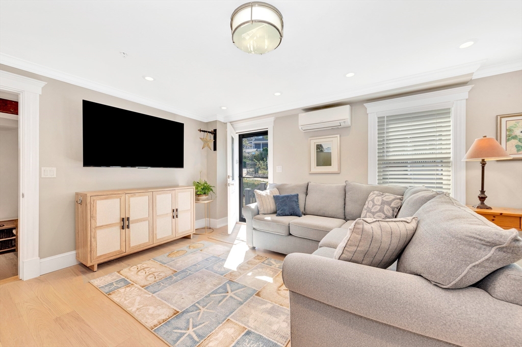 600 Shirley Street # 3