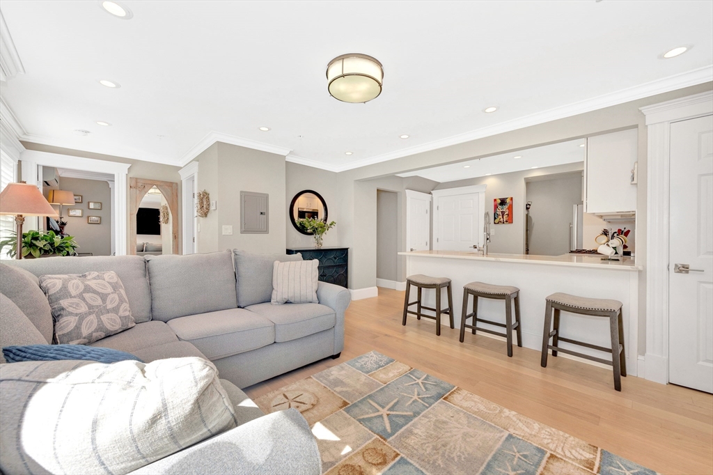 600 Shirley Street # 3