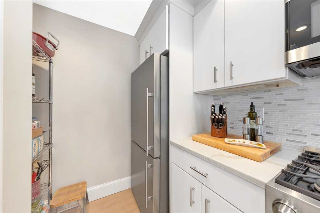 600 Shirley Street # 3