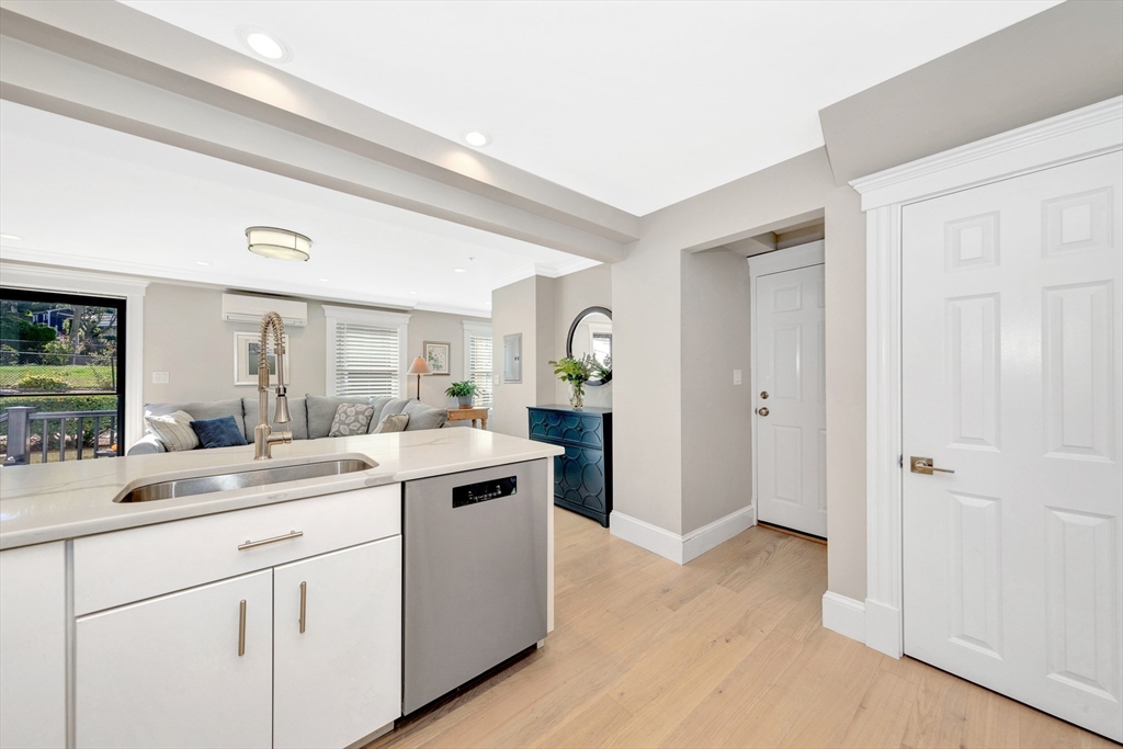 600 Shirley Street # 3