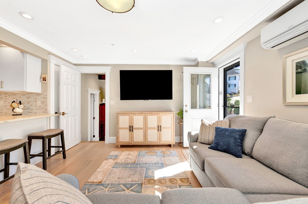 600 Shirley Street # 3