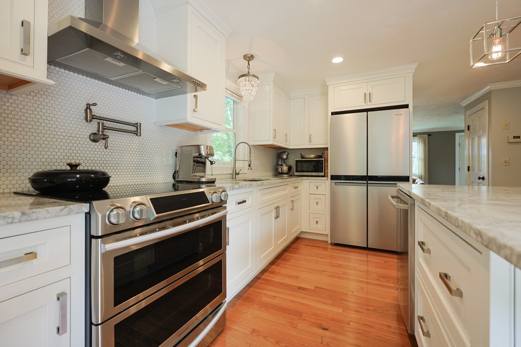 361 Oakridge Ave