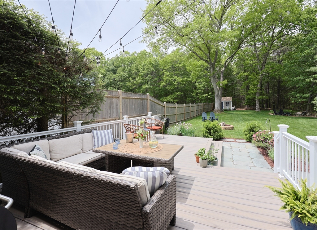 361 Oakridge Ave