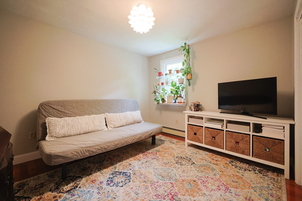 361 Oakridge Ave