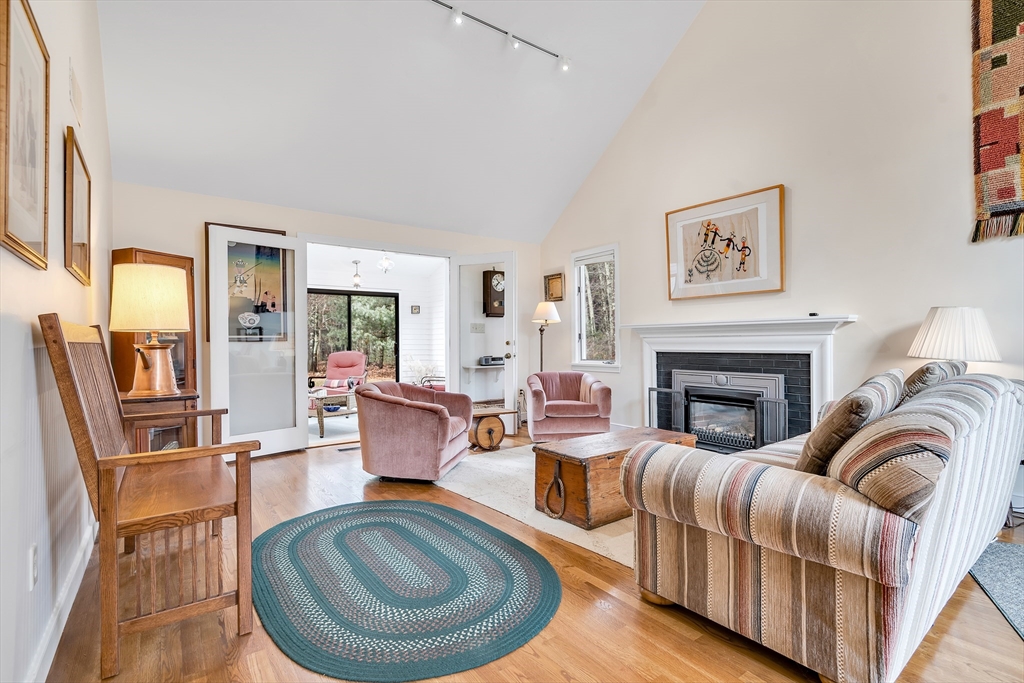 5 Thornton Lane # 5
