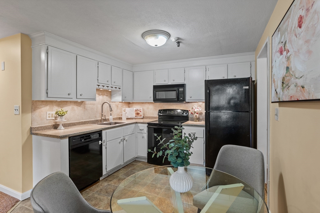 32 Spencer Rd # 36M