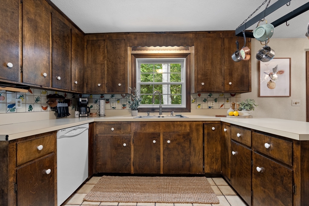 34 Queens Rd