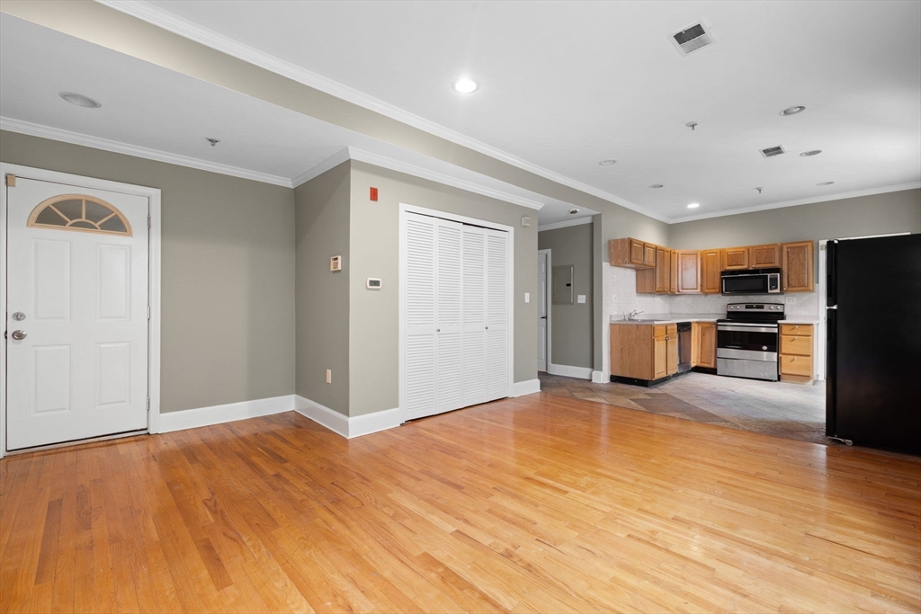 14 Estella St # 2